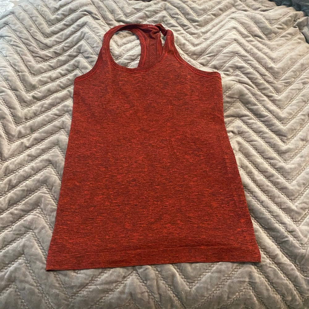 Lululemon swiftly tech tank. Size 6. Red.